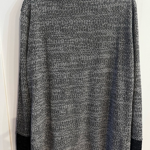Women’s Black and Grey cardigan - Picture 4 of 5